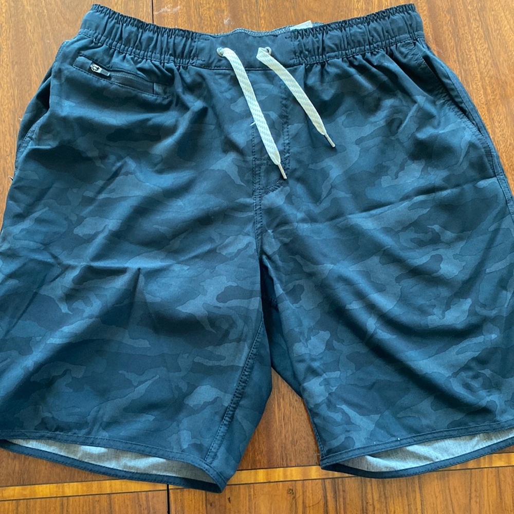 Vuori Banks Shorts